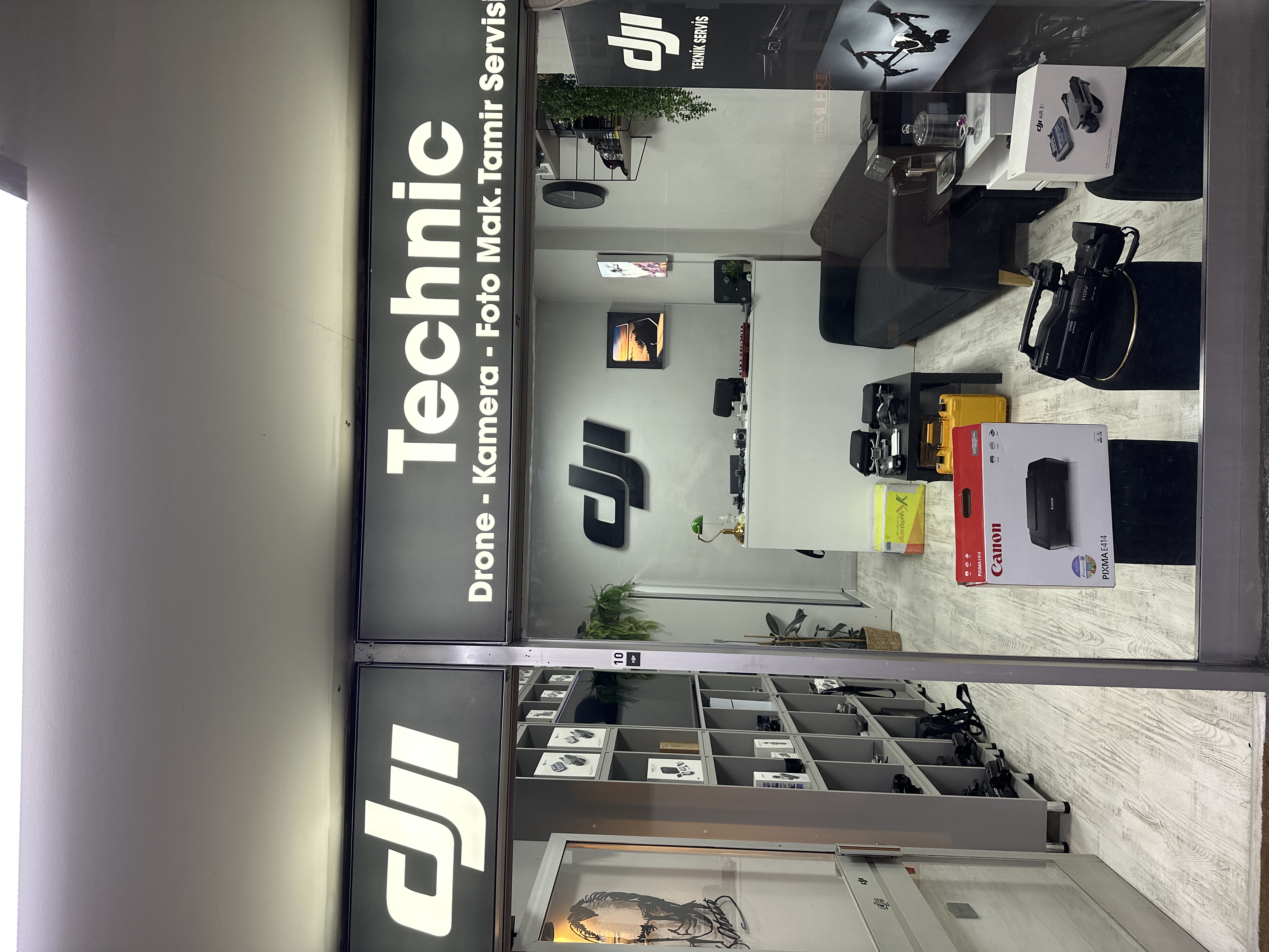DJI technic logo